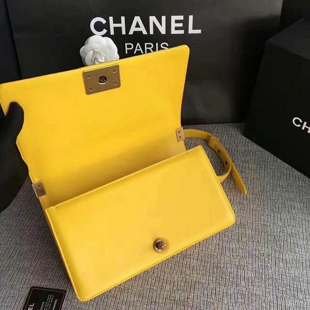 CC original lambskin le boy flap bag medium 67086 yellow