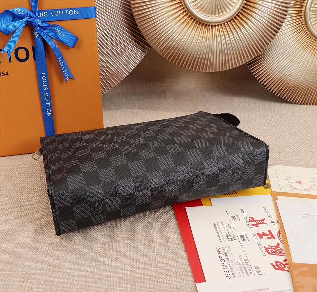 Louis Vuitton damier ebene toiletry pouch 26 M47542 black