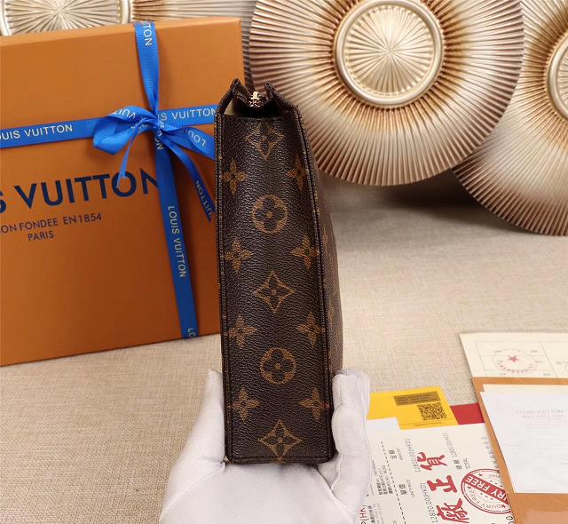 Louis Vuitton monogram canvas toiletry pouch 26 M47542 