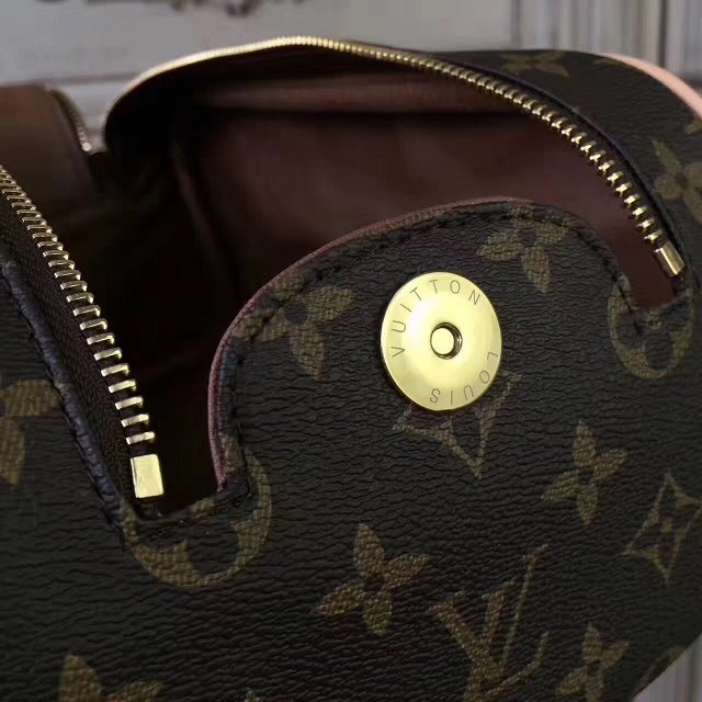 Louis vuitton original monogram canvas cosmetic case m47528 