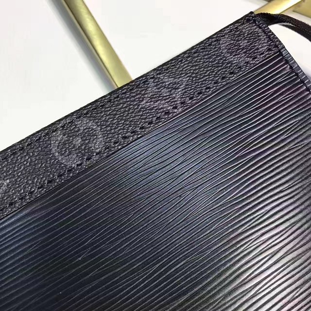 Louis Vuitton epi leather toiletry pouch 26 M67736 black 