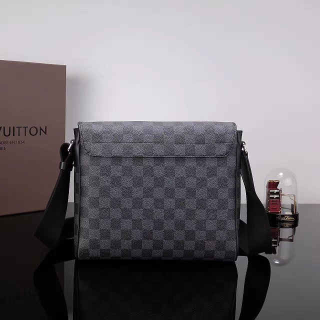 Louis vuitton damier ebene messenger bag N41028 black