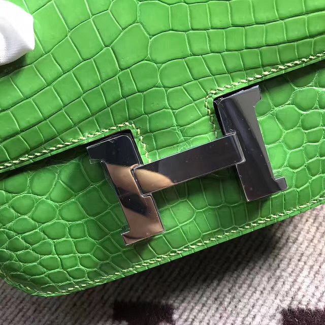 Top hermes 100% genuine crocodile leather constance bag C0023 green