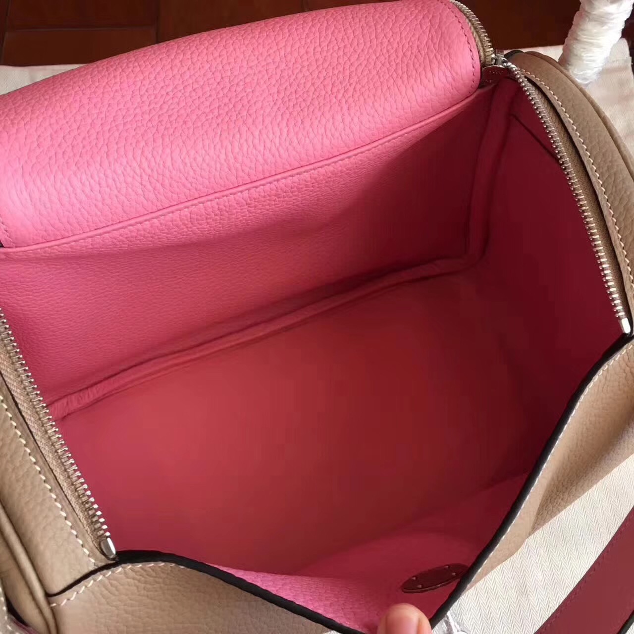 Hermes original top togo leather medium lindy 30 bag H30 apricot&pink
