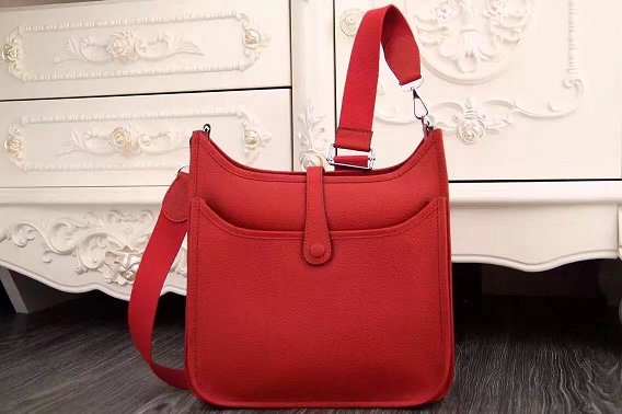 Hermes original togo leather evelyne pm shoulder bag E29 red