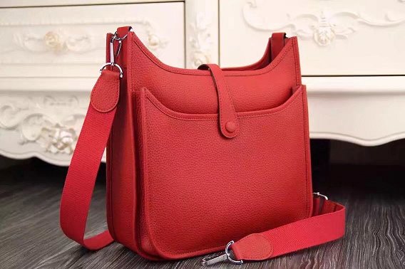 Hermes original togo leather evelyne pm shoulder bag E28 red