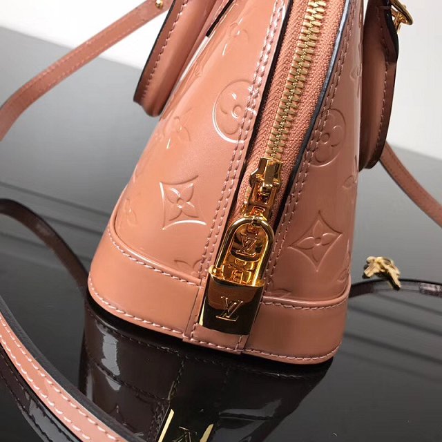 Louis vuitton original monogram vernis leather alma BB M50415 nude