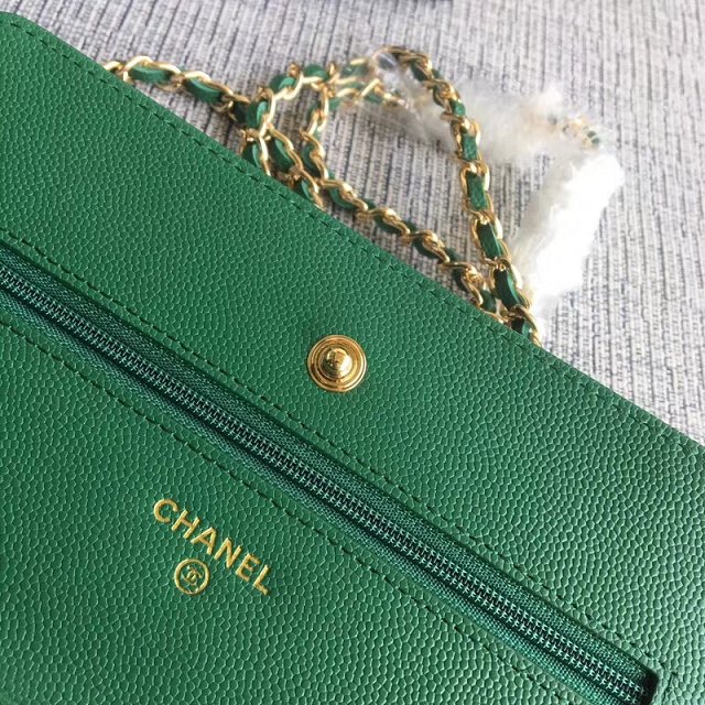 CC original grained leather woc chain bag 33814-8 green