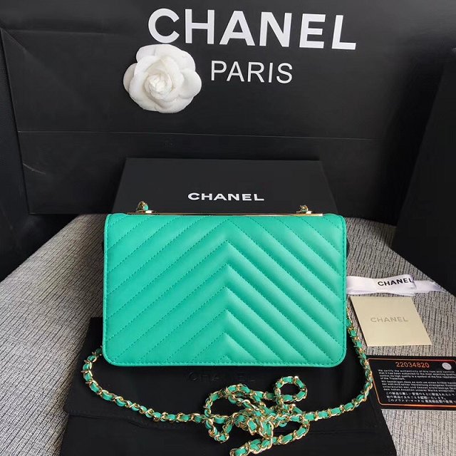 CC original lambskin leather woc chain bag 80982 green