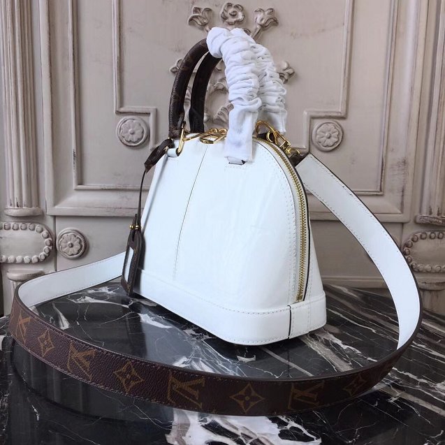 2018 louis vuitton original patent calfskin alma BB M51904 white