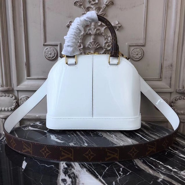 2018 louis vuitton original patent calfskin alma BB M51904 white