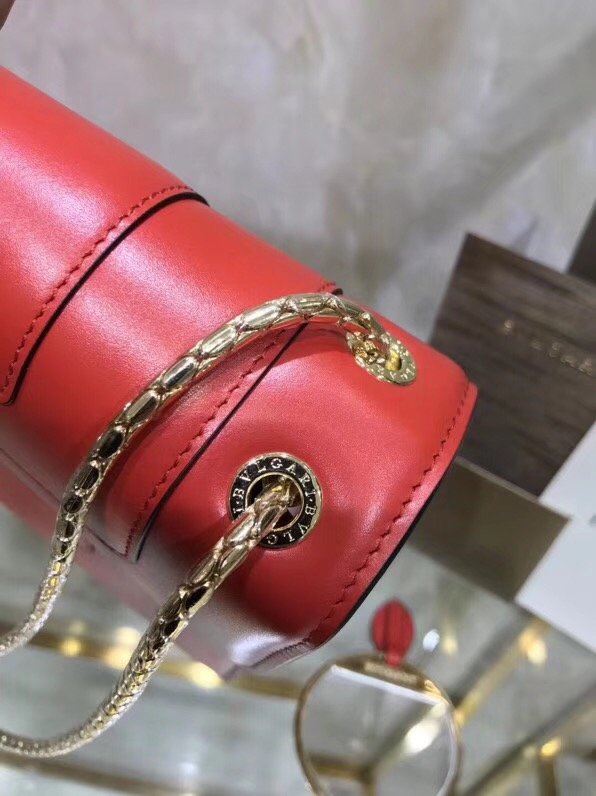 Blvgari original calfskin serpenti forever cover flap bag 283170 red