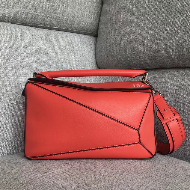 Loewe original calfskin puzzle bag 20155 red