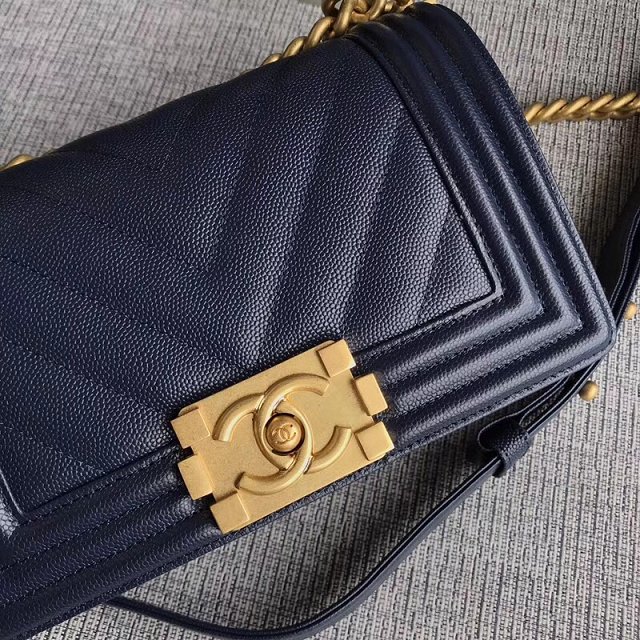 CC original small-grained calfskin small le boy flap bag 67085-3 navy blue