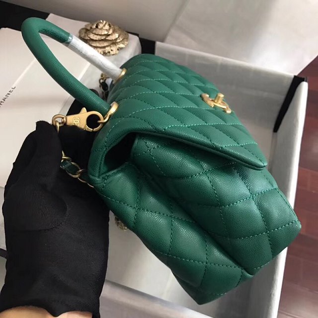 2018 CC original grained calfskin small flap bag with top handle A92990 green