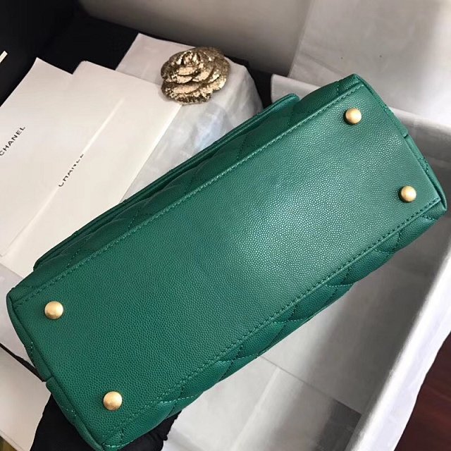 2018 CC original grained calfskin small flap bag with top handle A92990 green