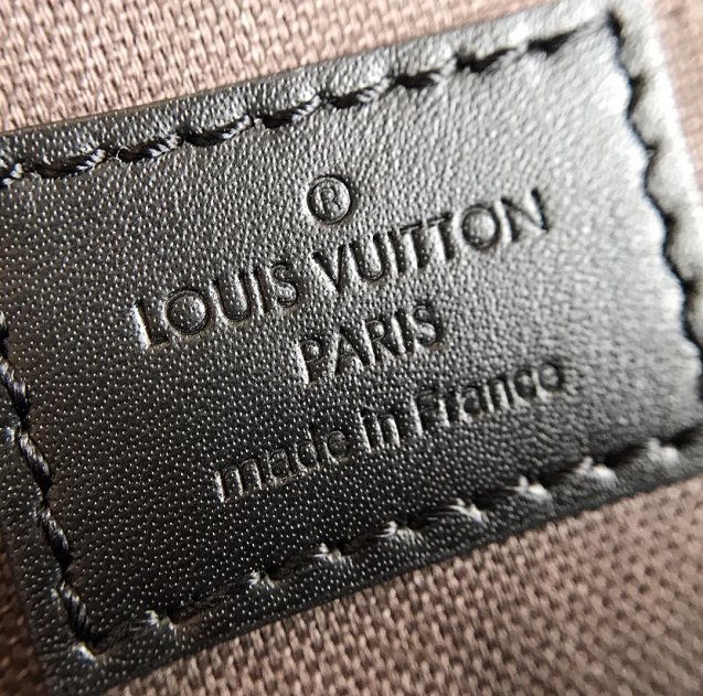 Louis vuitton original Damier Infini leather district pm N42438