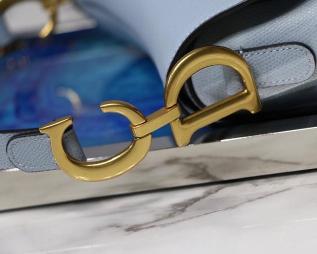2019 Dior original grained calfskin saddle bag M0446 light blue
