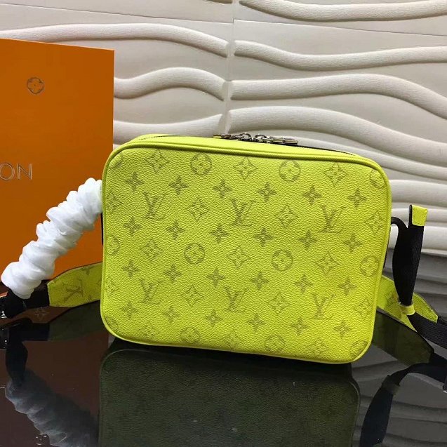 Louis vuitton original monogram outdoor messenger bag M30239 yellow