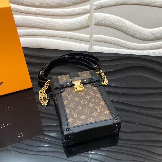 Louis vuitton original monogram phone case M63913