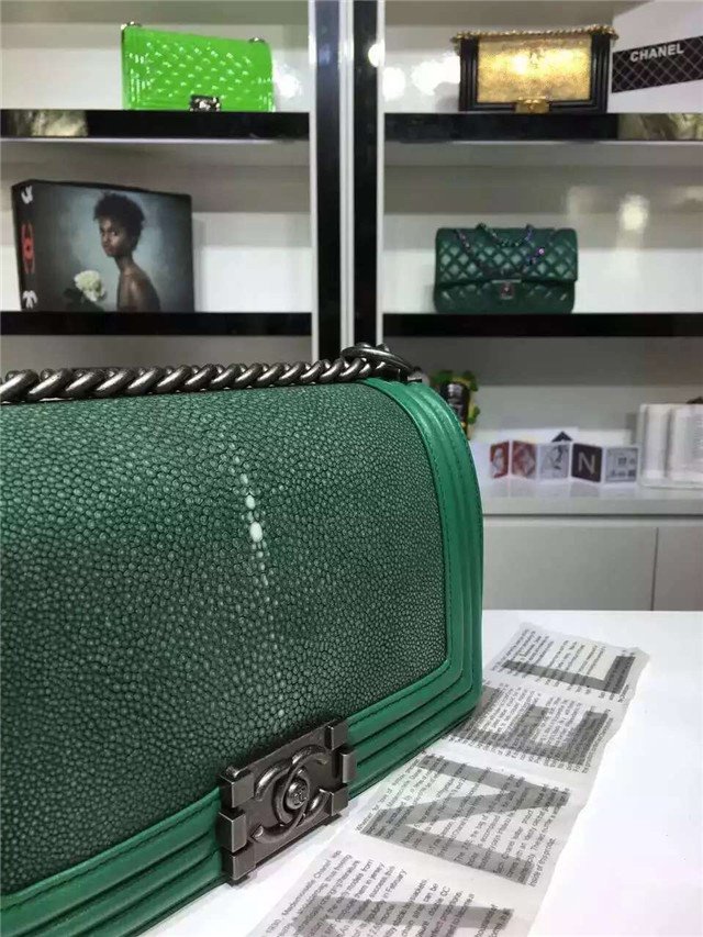 CC original genuine stingray skin boy bag A67086 green