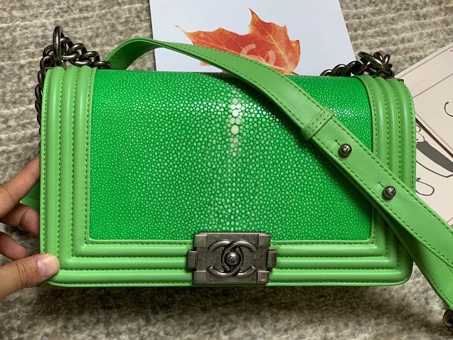 CC original genuine stingray skin boy bag A67086 bright green