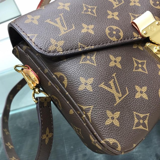 Louis vuitton original handmade monogram canvas pochette metis m40780