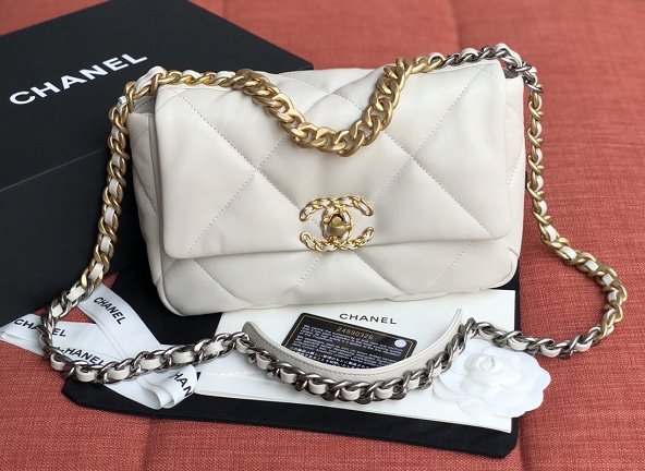 2020 CC original lambskin 19 flap bag AS1160 white