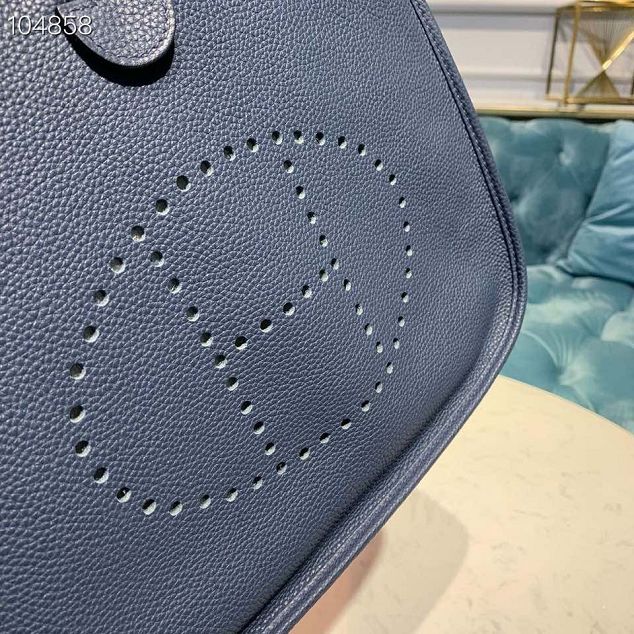 Hermes original togo leather evelyne pm shoulder bag E28 navy blue