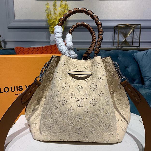 Louis vuitton original mahina leather girolata handbag M53915 beige