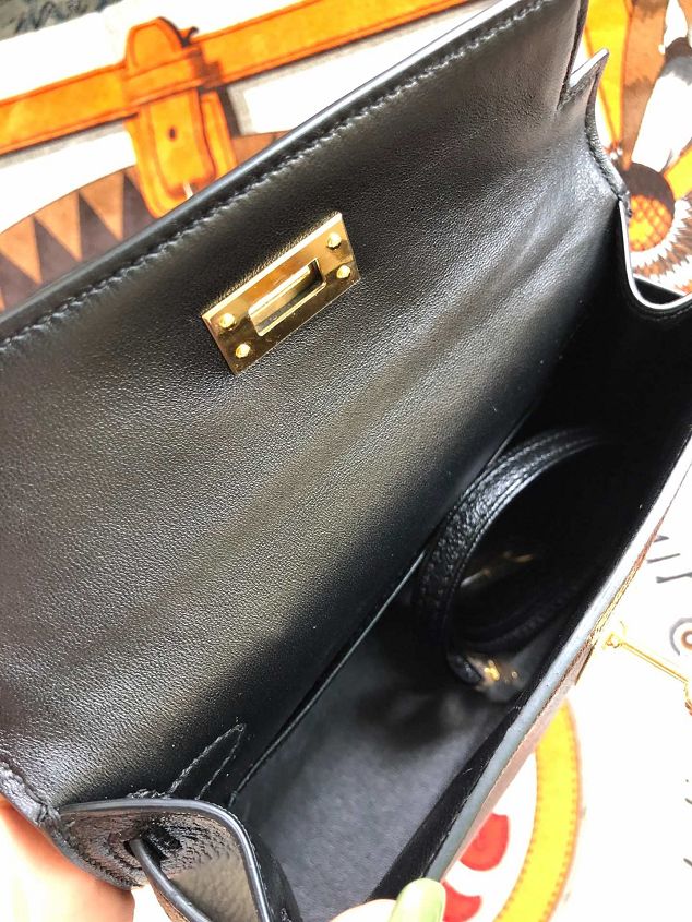 Hermes handmade original chevre leather mini kelly 19 bag H019 black