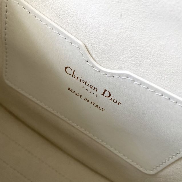 2020 Dior original calfskin medium bobby bag M9319 white
