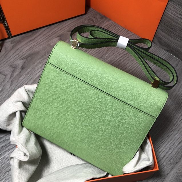 Hermes original epsom leather verrou chaine bag V23  vert criquet
