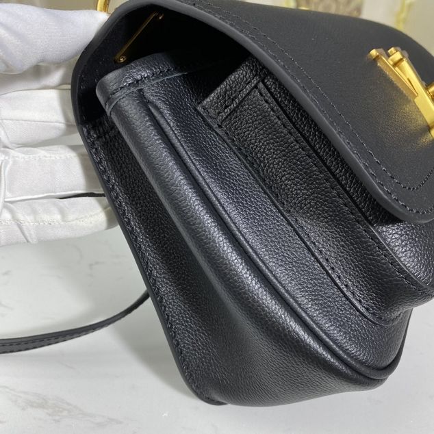 2021 louis vuitton original calfskin lockme chain pm handbag M57073 black