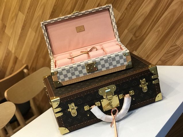 Louis vuitton original monogram jewelry box M20040