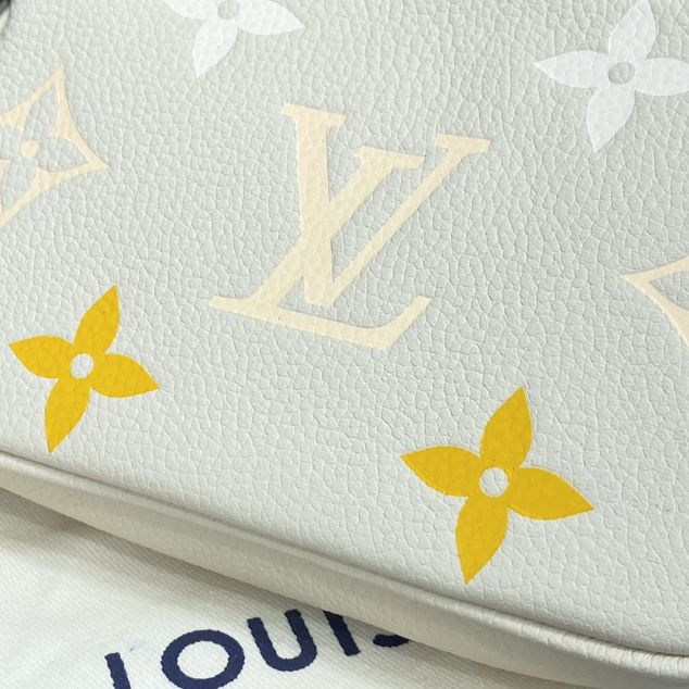 Louis vuitton original calfskin mini pochette M80501 white