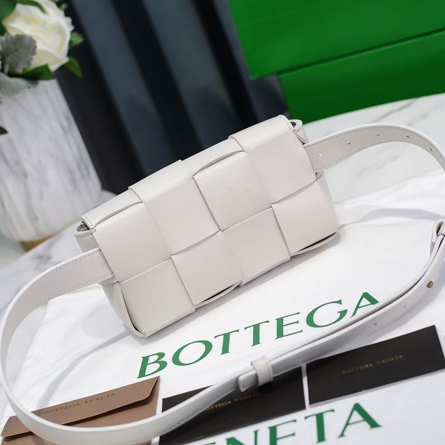 BV original lambskin cassette belt bag 639367 white