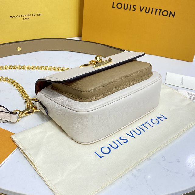 Louis vuitton original calfskin bucket bag M58555 white