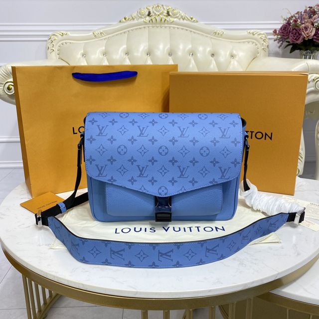 Louis vuitton original monogram outdoor messengerama bag M30746 blue