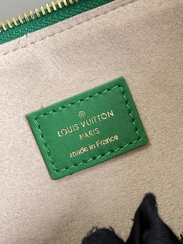 2023 Louis vuitton original lambskin coussin pm bag M57790 green