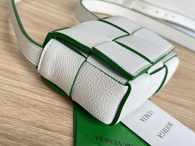 BV original grained calfskin mini cassette bag 666688 white&green