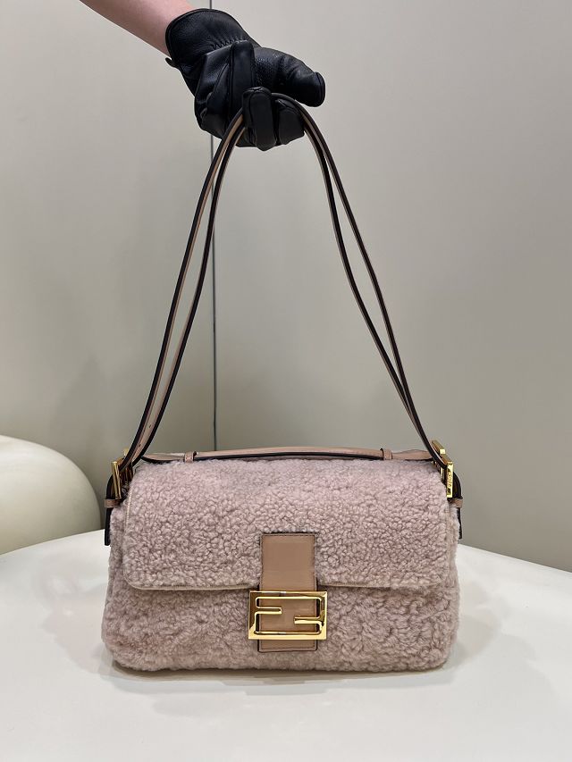 Fendi sheepfur medium double flap baguette bag 8BR791 pink