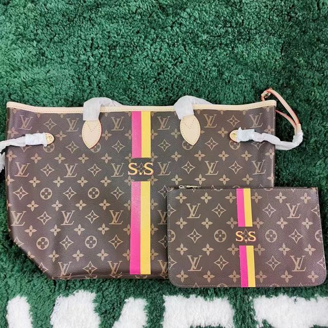 Louis vuitton canvas personalised hand painted M0001