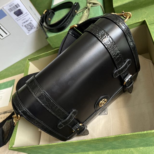 GG original calfskin medium messenger bag 702136 black