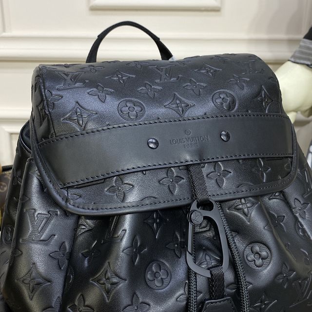 Louis vuitton original calfskin discovery backpack M43680 black