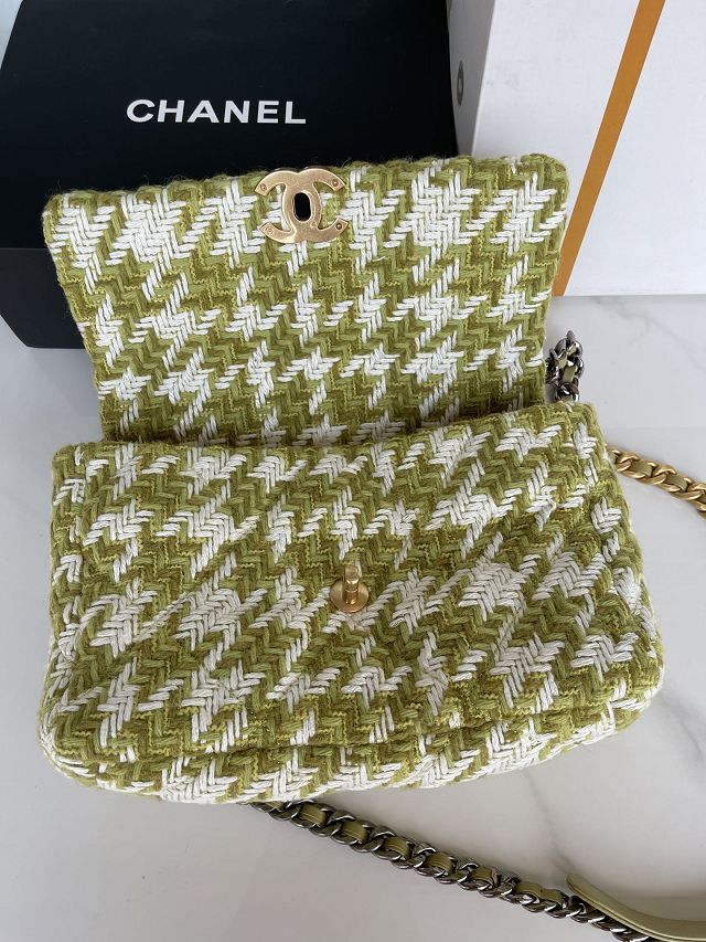 CC original tweed 19 medium flap bag AS1161 green