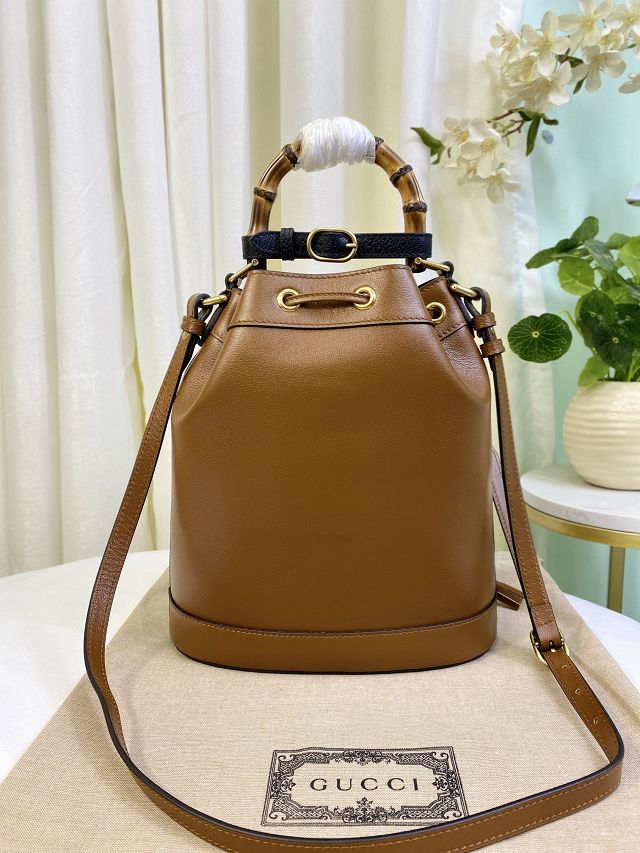 2023 GG original calfskin diana small bucket bag 724652 brown