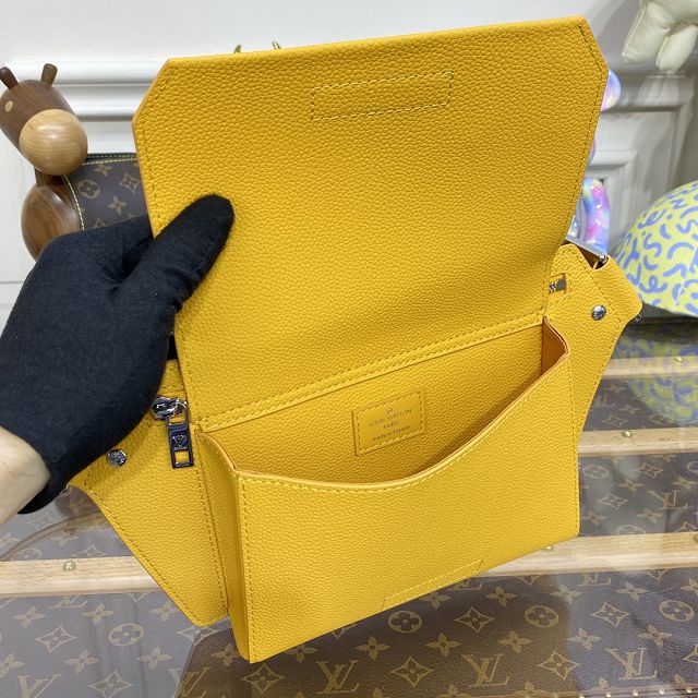 Louis vuitton original calfskin aerogram slingbag M59625 yellow