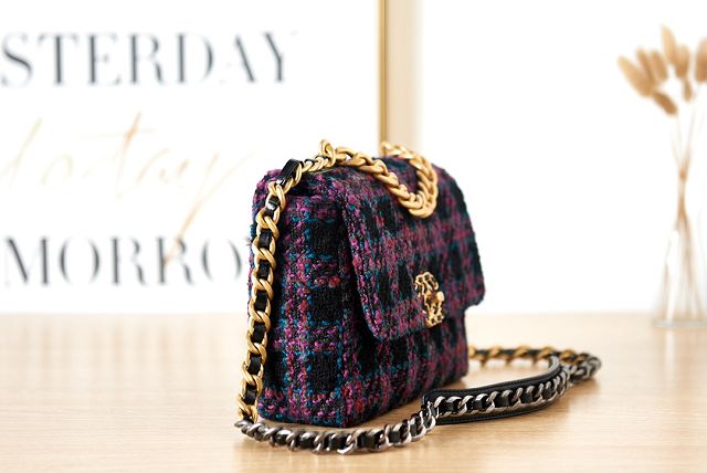 CC original tweed 19 small flap bag AS1160 black&pink