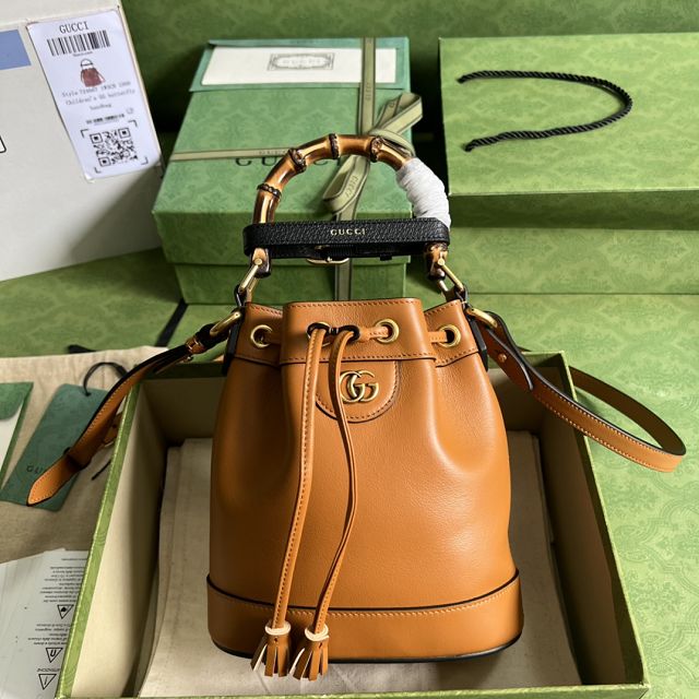 2023 GG original calfskin diana mini bucket bag 724667 brown